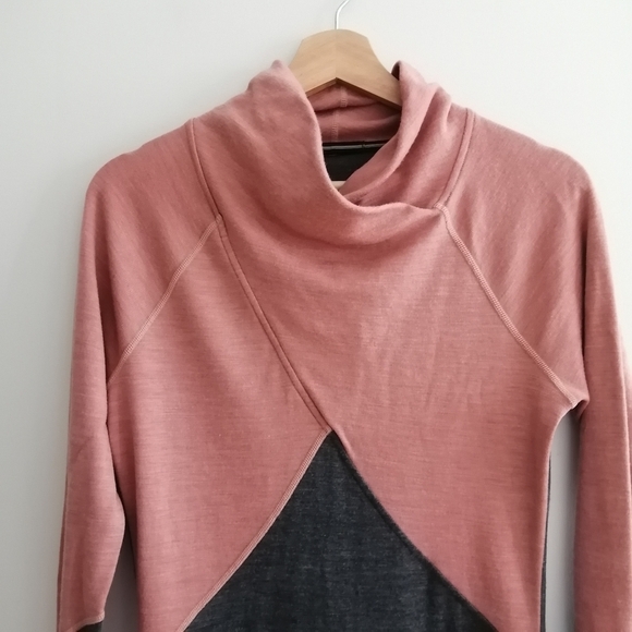 Smartwool Merino 250 Crossover Neck Sweater Pink Gray 100% Merino Wool Medium - Picture 5 of 16